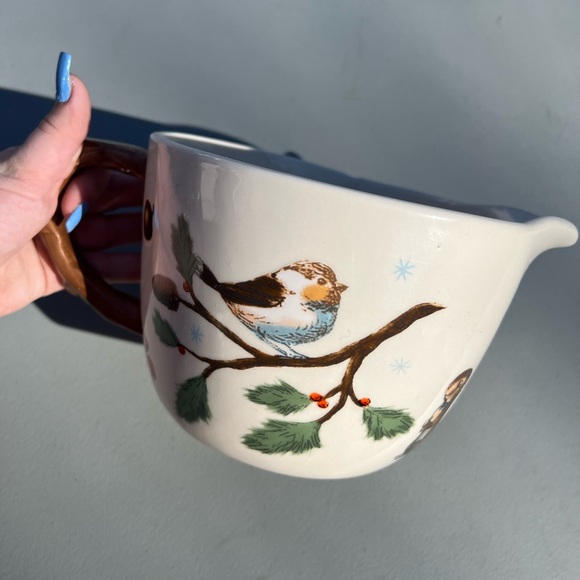 Holiday time- Whimsical measuring bowl - Picture 1 of 5